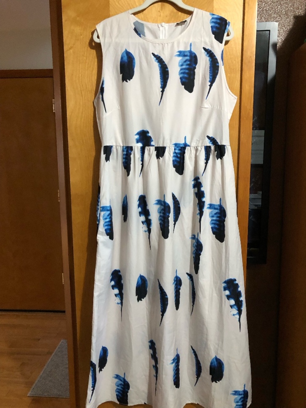 Vonda mid length sleeveless dress